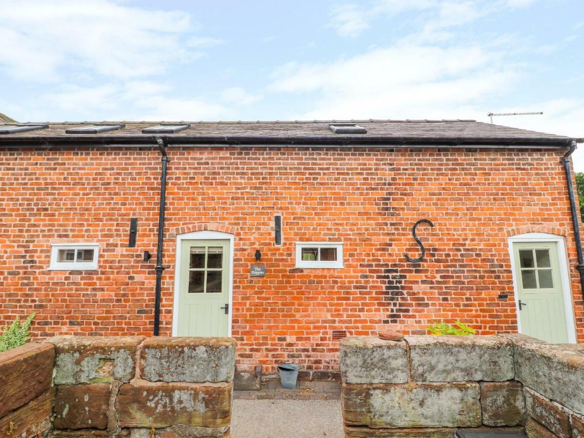 The Shippon Villa Tarporley Bagian luar foto